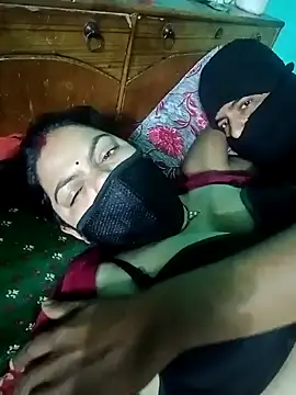 Lustyful Couple online show from January 23, 2025, 10:01 pm