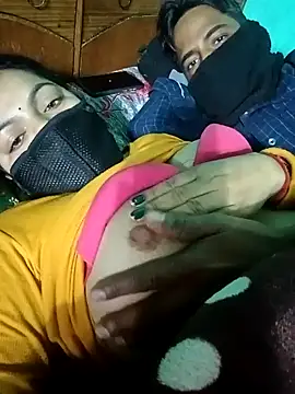 Lustyful Couple online show from January 4, 2025, 8:17 am