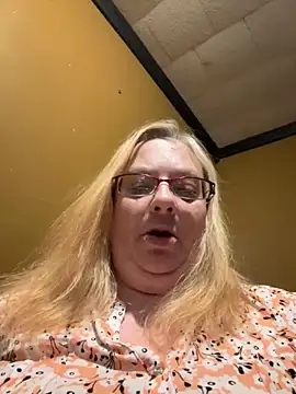 CherishWilliams online show from May 3, 2026, 1:11 am