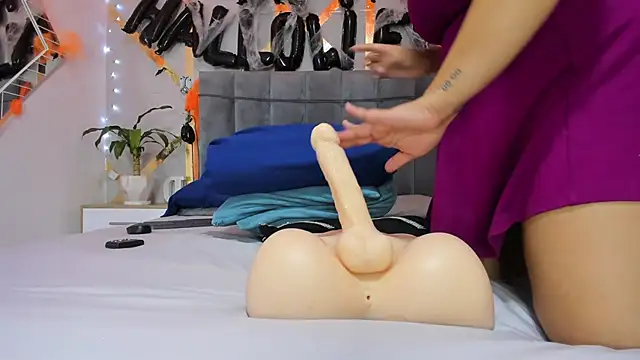 Snapshot of Caroliine_Torres chatting on October 21, 2025, 11:53 am Caroliine Torres online show from October 21, 2025, 11:53 am