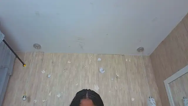 Alexa roussee online show from January 5, 2026, 5:27 pm