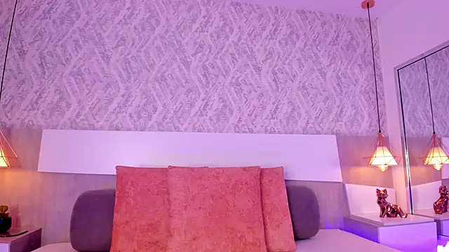 AishaPeyton online show from September 17, 2025, 3:25 pm