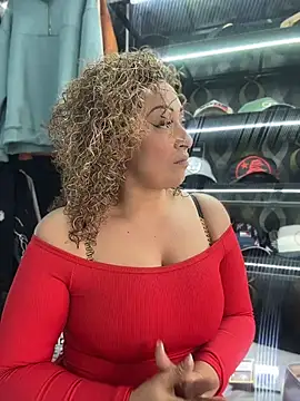 Snapshot of Katti_Barrera chatting on July 11, 2026, 8:09 pm Katti Barrera online show from July 11, 2026, 8:09 pm