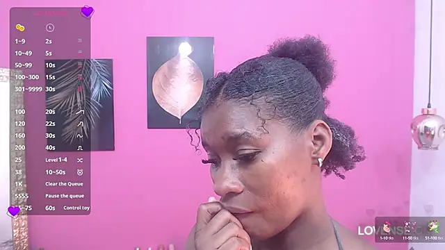 petitelittleebony online show from March 6, 2025, 7:10 pm