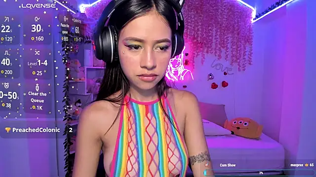 cat kitty18  online show from March 5, 2025, 9:59 pm