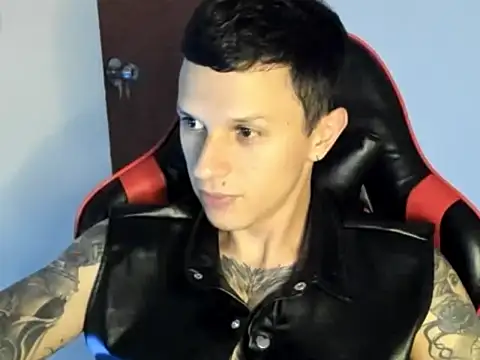 Snapshot of goodboy69l chatting on May 12, 2026, 11:22 pm goodboy69l online show from May 12, 2026, 11:22 pm
