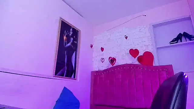 Snapshot of SarahStones chatting on October 11, 2025, 4:02 am SarahStones online show from October 11, 2025, 4:02 am