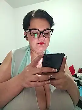 Madisonpalacio online show from June 30, 2026, 6:41 pm