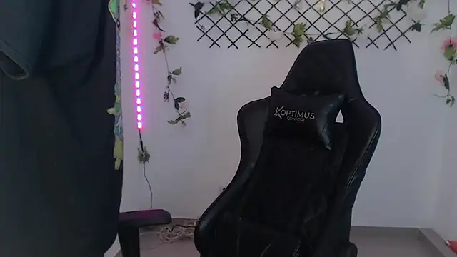 andy bell x online show from February 12, 2026, 5:07 am