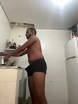 noahmarins online show from March 2, 2026, 11:39 am