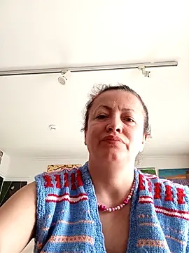 MariaAnaSunshine online show from September 25, 2025, 7:36 am