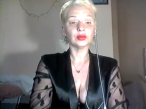 MaryJane441 online show from April 14, 2026, 8:25 pm