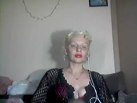 MaryJane441 online show from April 10, 2026, 8:16 pm