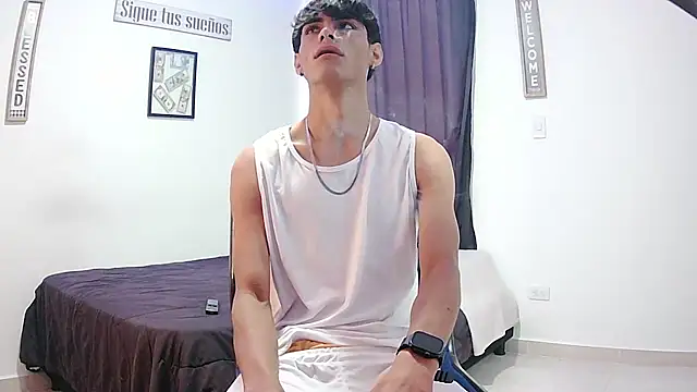 Snapshot of harrytomson_1 chatting on November 13, 2025, 6:56 pm harrytomson 1 online show from November 13, 2025, 6:56 pm