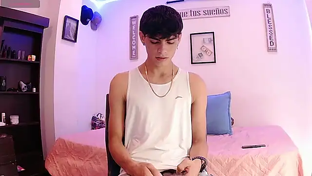 Snapshot of harrytomson_1 chatting on September 16, 2025, 6:31 pm harrytomson 1 online show from September 16, 2025, 6:31 pm