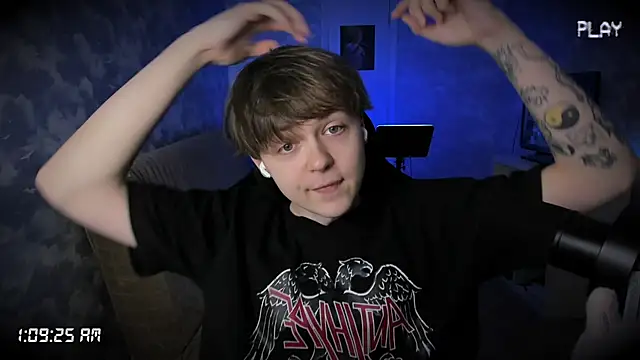 charonbaby1 online show from October 9, 2025, 10:10 pm