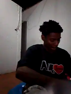 Snapshot of Percybr4561 chatting on November 6, 2025, 7:18 pm Percybr4561 online show from November 6, 2025, 7:18 pm