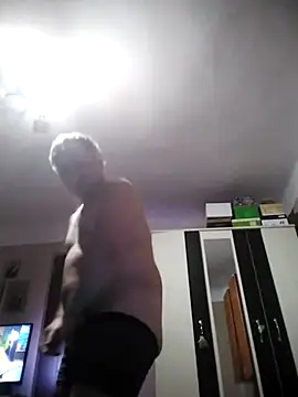 nudistu021 online show from March 22, 2026, 2:07 pm