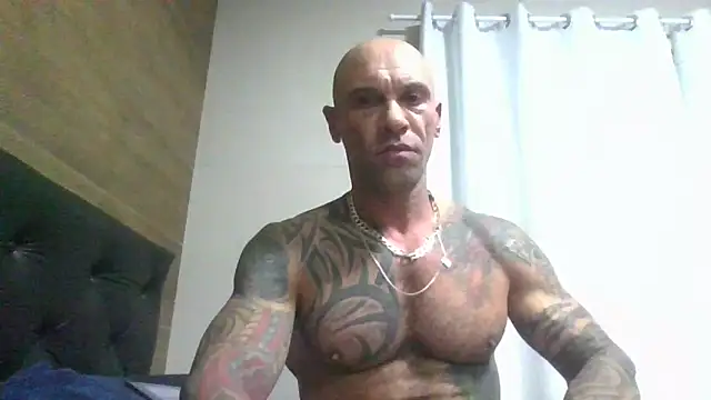 Arc8njoblack online show from May 12, 2026, 3:36 am