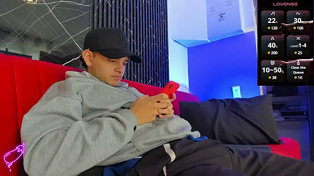 Snapshot of king_apolo chatting on February 1, 2025, 2:34 pm king apolo online show from February 1, 2025, 2:34 pm