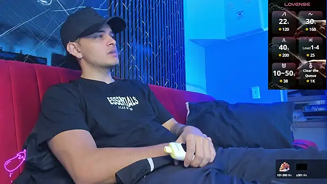 Snapshot of king_apolo chatting on January 22, 2025, 3:07 pm king apolo online show from January 22, 2025, 3:07 pm