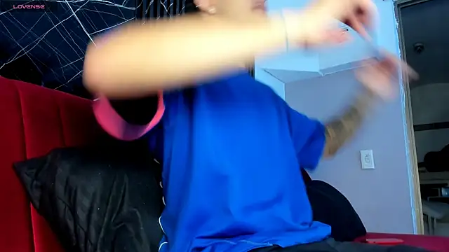 Snapshot of king_apolo chatting on March 11, 2025, 2:07 pm king apolo online show from March 11, 2025, 2:07 pm