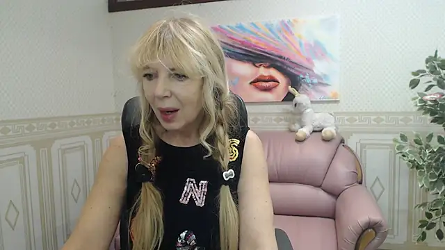 Snapshot of Anna_Diax chatting on February 21, 2025, 3:54 pm Anna Diax online show from February 21, 2025, 3:54 pm