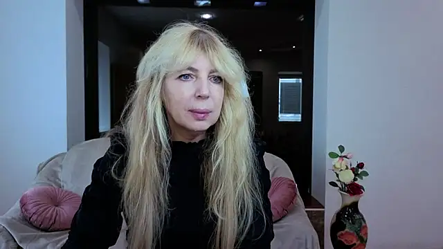 Snapshot of Anna_Diax chatting on September 12, 2025, 12:05 pm Anna Diax online show from September 12, 2025, 12:05 pm