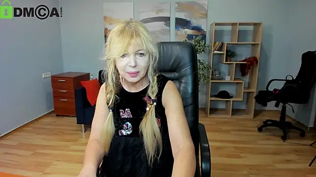 Snapshot of Anna_Diax chatting on November 11, 2025, 3:07 pm Anna Diax online show from November 11, 2025, 3:07 pm