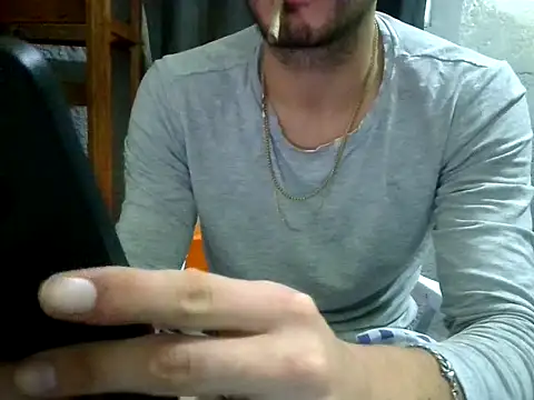 montevideoo online show from December 17, 2025, 5:01 am