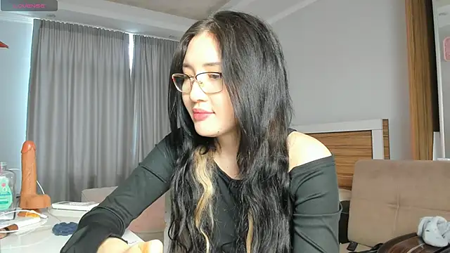 Snapshot of kirigaya_asuna chatting on January 5, 2025, 4:14 am kirigaya asuna online show from January 5, 2025, 4:14 am