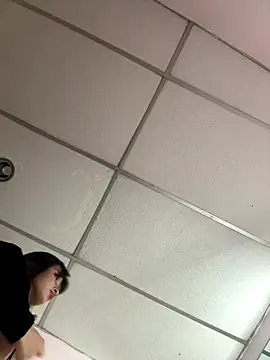 annaharper- online show from December 5, 2024, 4:04 am