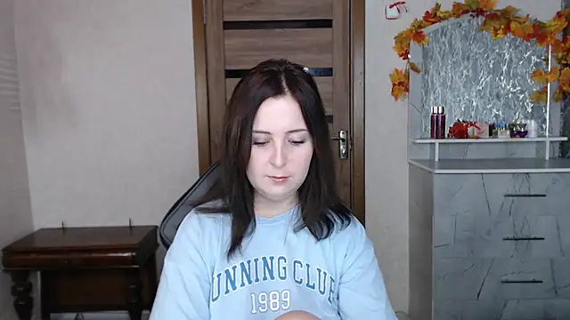 Kristy-Max online show from October 8, 2025, 8:31 pm