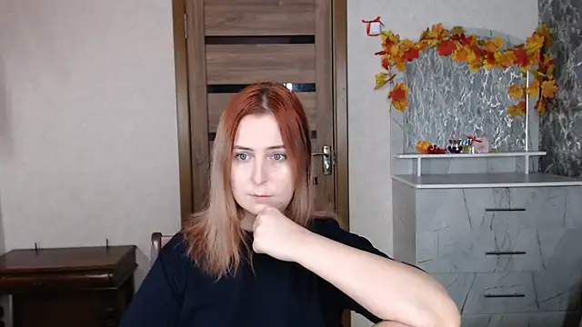 Kristy-Max online show from September 26, 2025, 2:02 pm