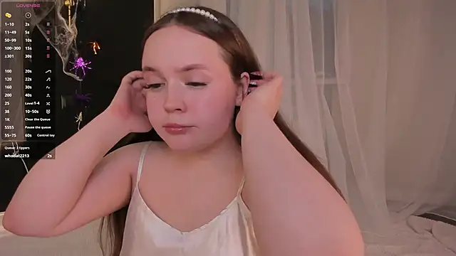 SunnyRisha online show from November 1, 2025, 5:25 am