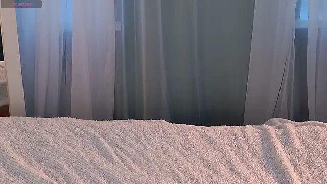 SunnyRisha online show from October 17, 2025, 5:11 am