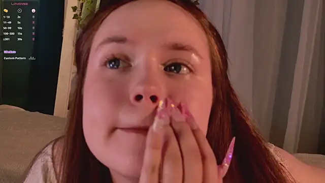 SunnyRisha online show from October 20, 2025, 5:09 am