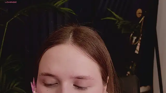 SunnyRisha online show from October 21, 2025, 5:07 am