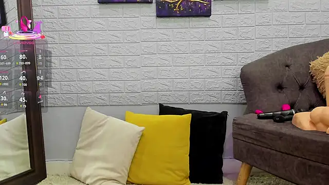  EmilyJireh  online show from September 10, 2025, 7:24 pm