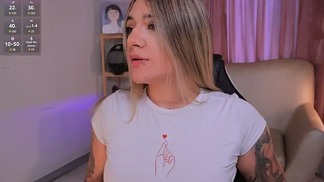 ashleyvalirya online show from September 30, 2025, 8:37 pm