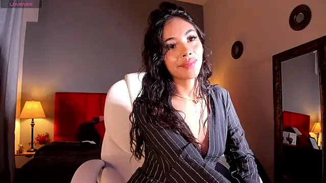 Giovanna oliveira online show from June 25, 2026, 5:34 am