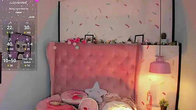 Giovanna oliveira online show from February 9, 2025, 4:25 am