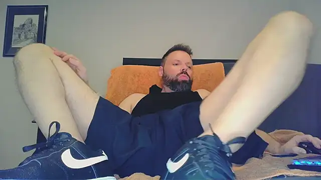 ExposureMakesMeHard online show from May 29, 2026, 1:22 am