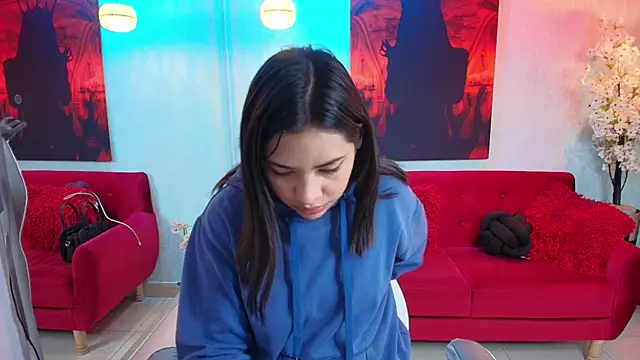 Rousse land online show from September 13, 2025, 2:22 am