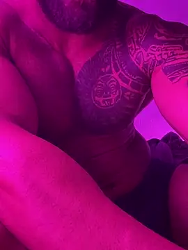 moody1996- online show from December 13, 2024, 5:00 pm