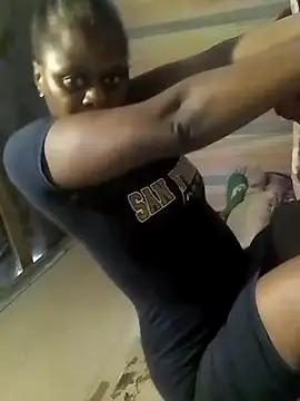 ZIPORA07 online show from September 14, 2025, 9:20 am