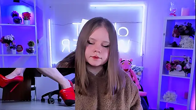 footfetish baby online show from February 7, 2025, 11:03 pm