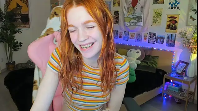 Sunny Elly online show from March 21, 2025, 11:44 am