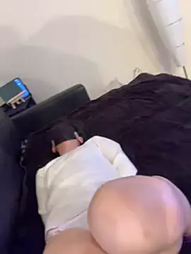 Snapshot of Angels1-2-3-4-5 chatting on January 16, 2025, 4:39 pm Angels1-2-3-4-5 online show from January 16, 2025, 4:39 pm