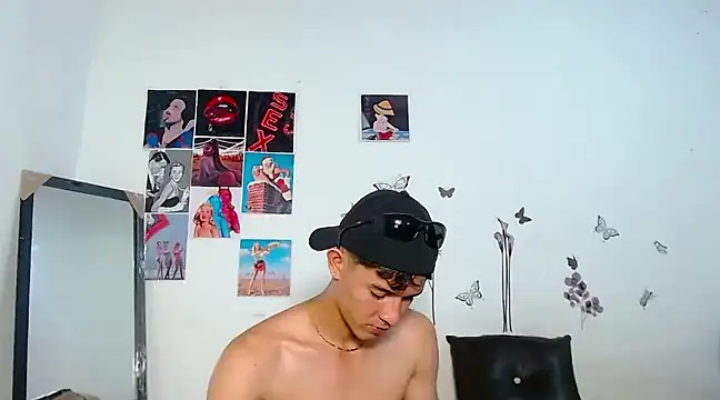 Snapshot of cristofer_988 chatting on February 21, 2025, 4:18 am cristofer 988 online show from February 21, 2025, 4:18 am